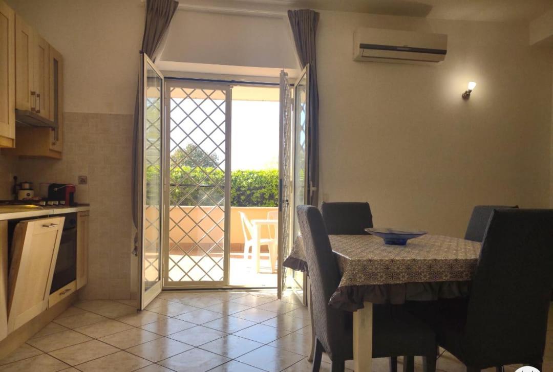 Apartmán Lizzies Hus Fiumicino Exteriér fotografie